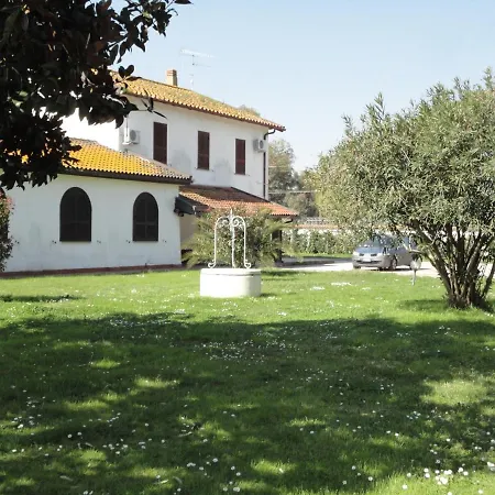 Tenuta Di Vado Piano Nella Selva Di Circe 4* Cerasella